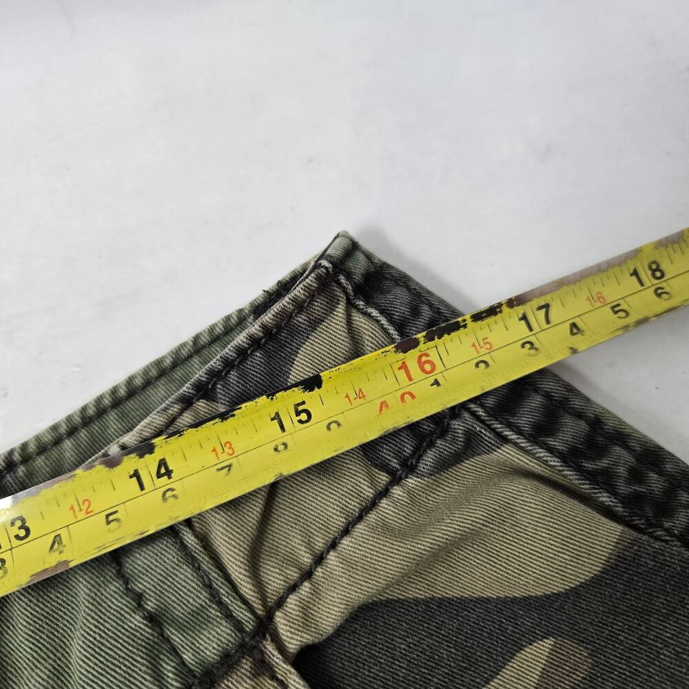 Vintage Camo Cargo Shorts Men's Size 34 Arizona Jean Co Y2K Pockets - Picture 5 of 9